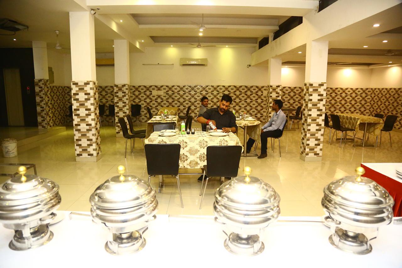 Hotel Smart Inn 2 New Delhi Exterior photo